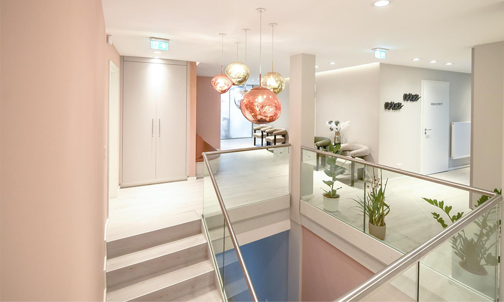 Verbindungstreppe in der Praxis Barge